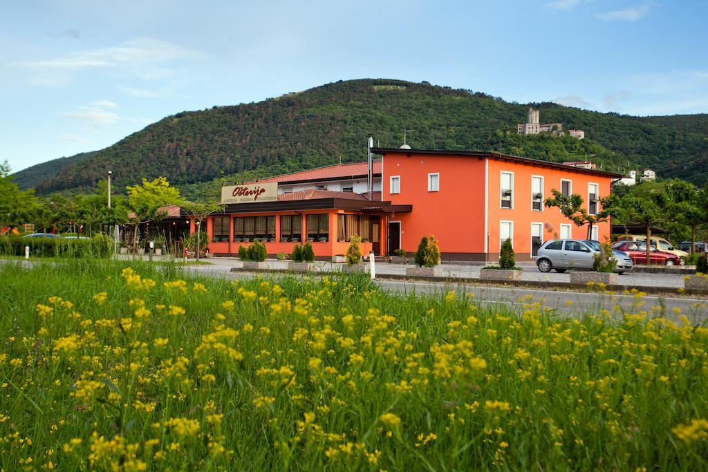 Guesthouse Osterija Branik Esterno foto